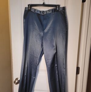 Women's GAP sequin cropped stretch green silky pants.